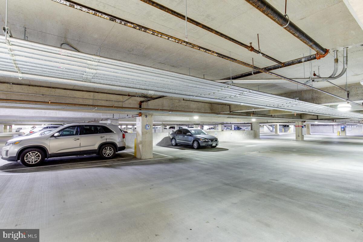 PLAZA LOFTS 22 - Residential