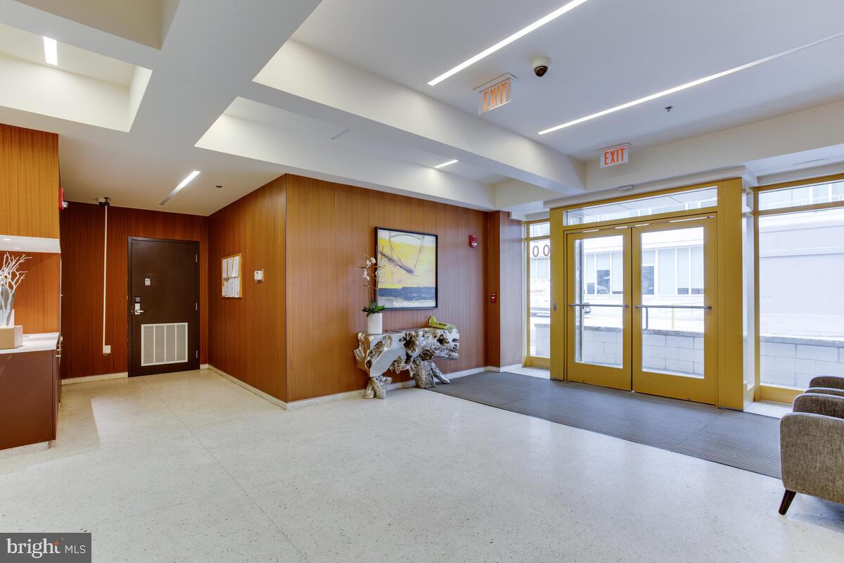 PLAZA LOFTS 22 - Residential