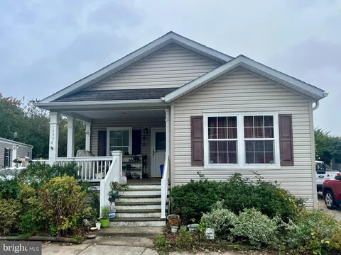 14538 Iberia Circle, Chantilly, VA MLS: VAFX2276712