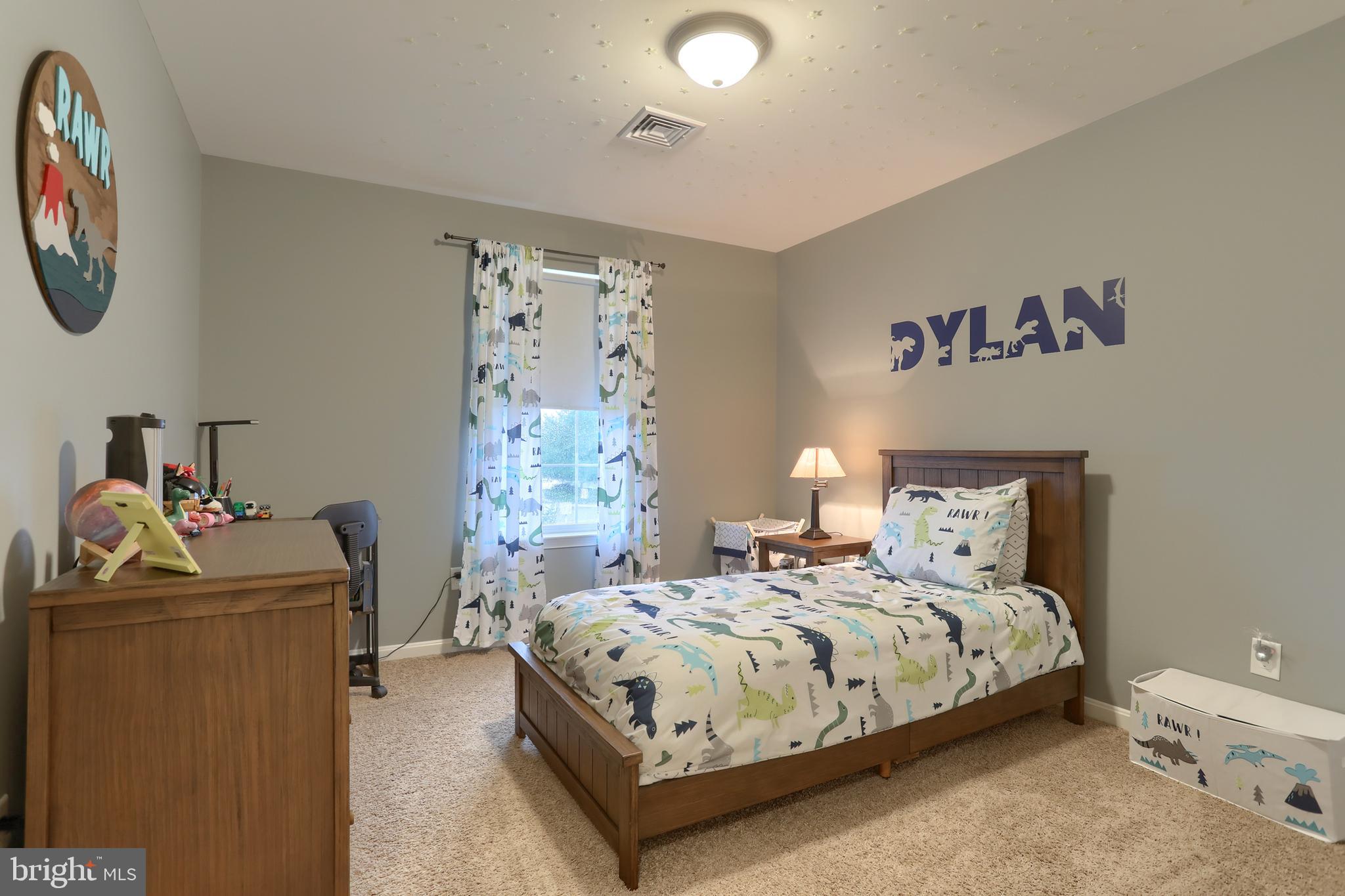 THE PINNACLE - Residential