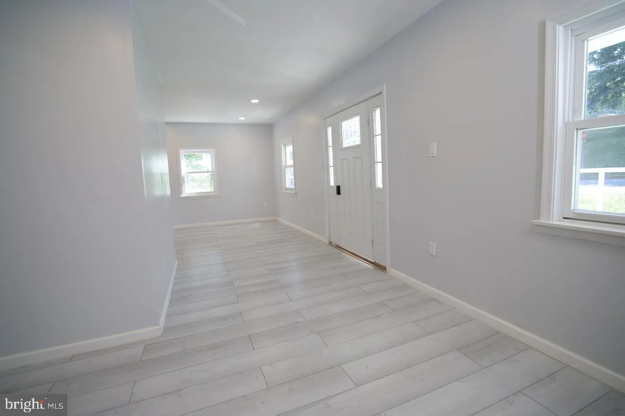 Coal Township, Pennsylvania 17866, United States, 4 Bedrooms Bedrooms, ,2 BathroomsBathrooms,Residential,Coming Soon,247738