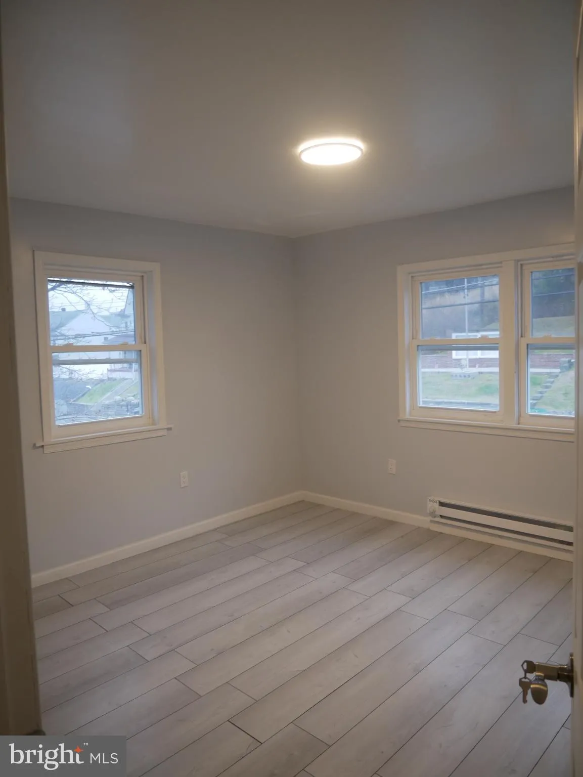 Coal Township, Pennsylvania 17866, United States, 4 Bedrooms Bedrooms, ,2 BathroomsBathrooms,Residential,Coming Soon,247738