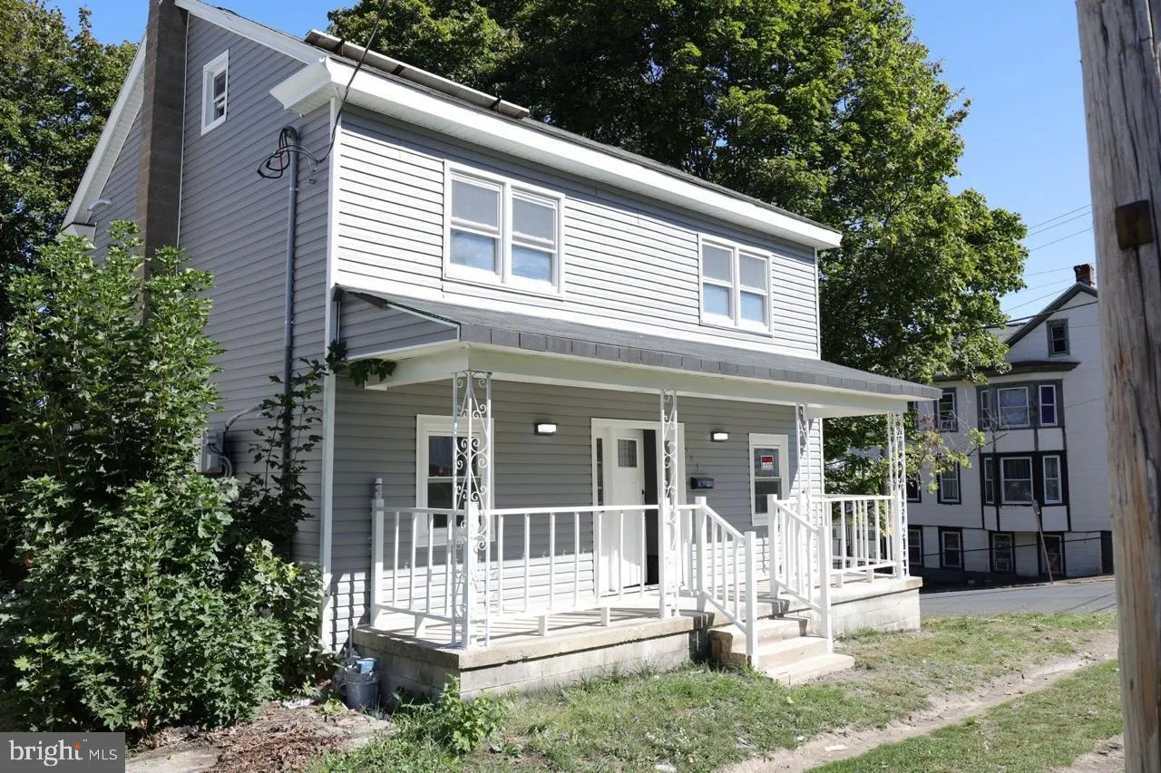 Coal Township, Pennsylvania 17866, United States, 4 Bedrooms Bedrooms, ,2 BathroomsBathrooms,Residential,Coming Soon,247738