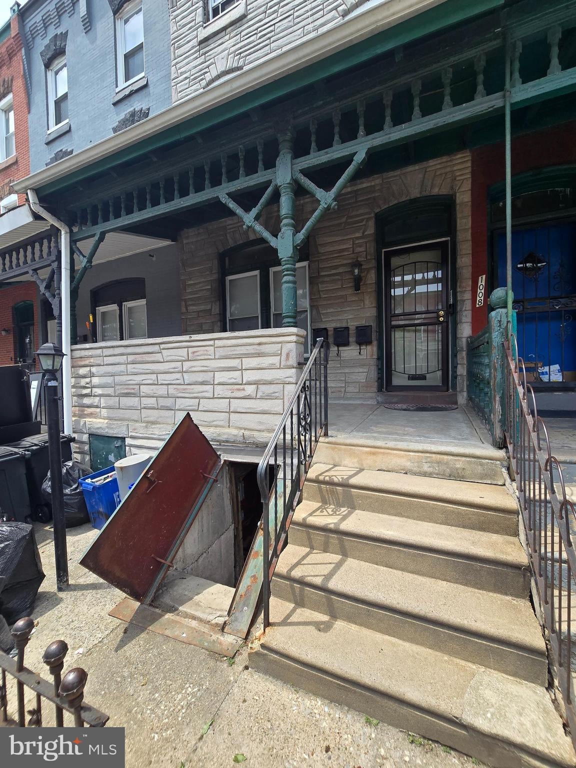 1006 BELMONT AVENUE