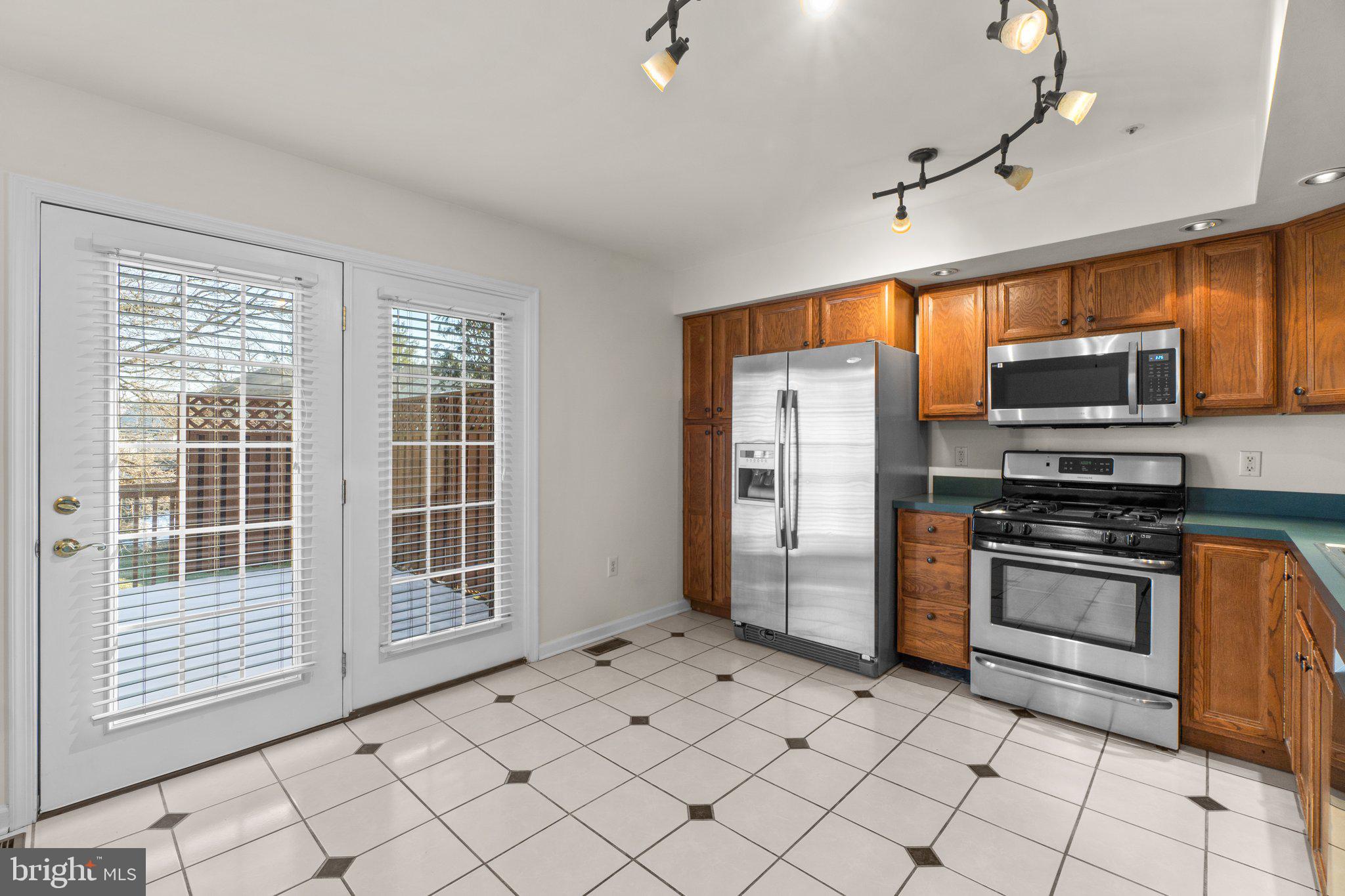 NORTH GATE TOWNE HOMES - Residential