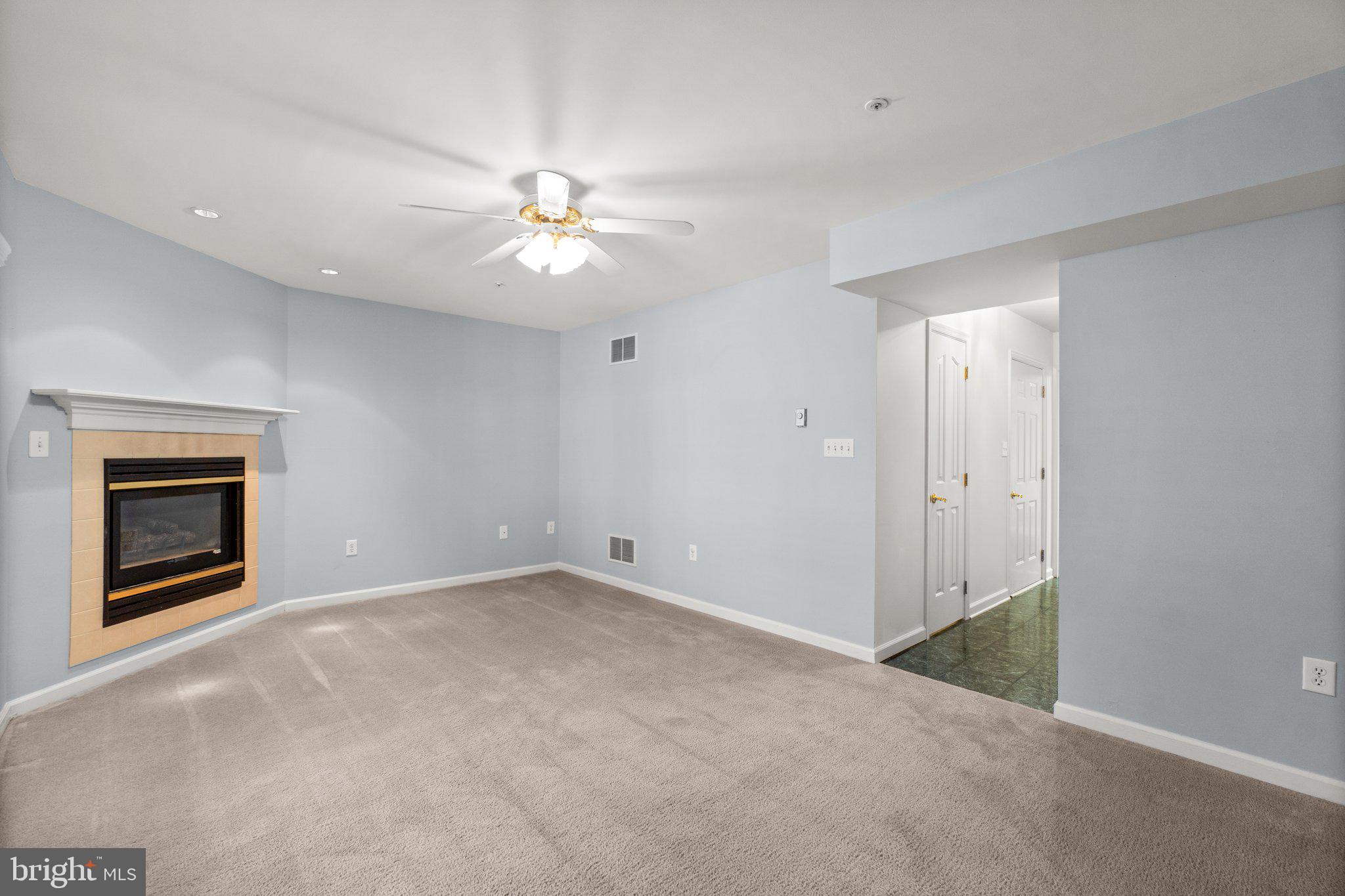 NORTH GATE TOWNE HOMES - Residential