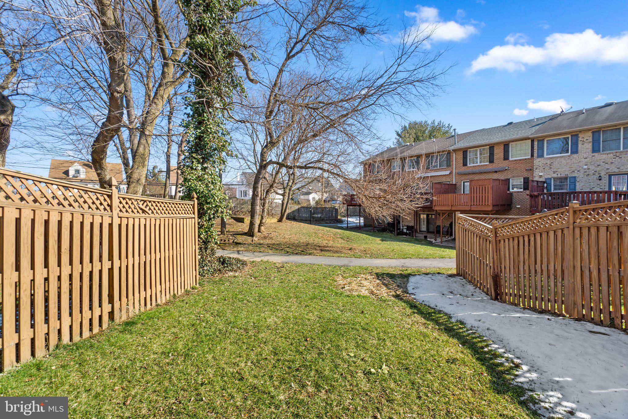 NORTH GATE TOWNE HOMES - Residential