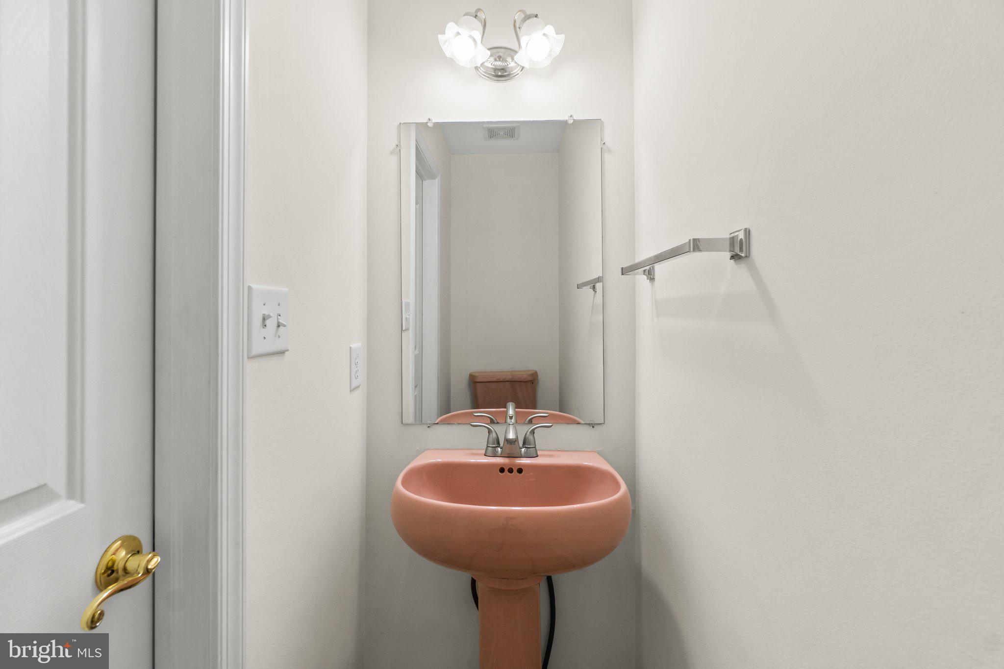 NORTH GATE TOWNE HOMES - Residential