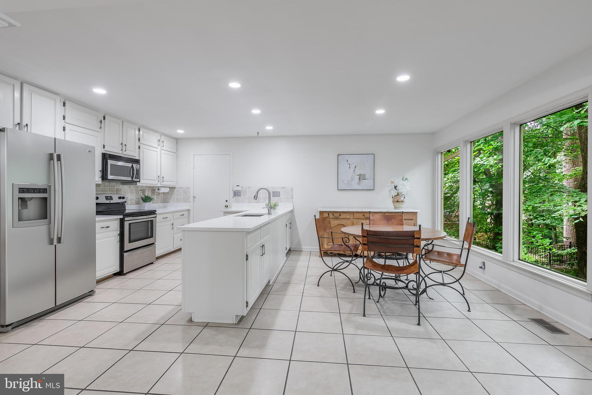 CHAIN BRIDGE FOREST - Residential