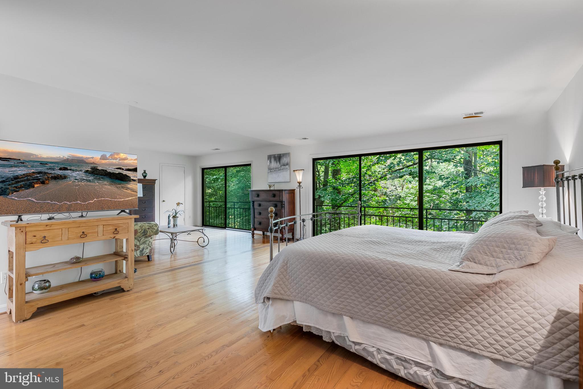 CHAIN BRIDGE FOREST - Residential