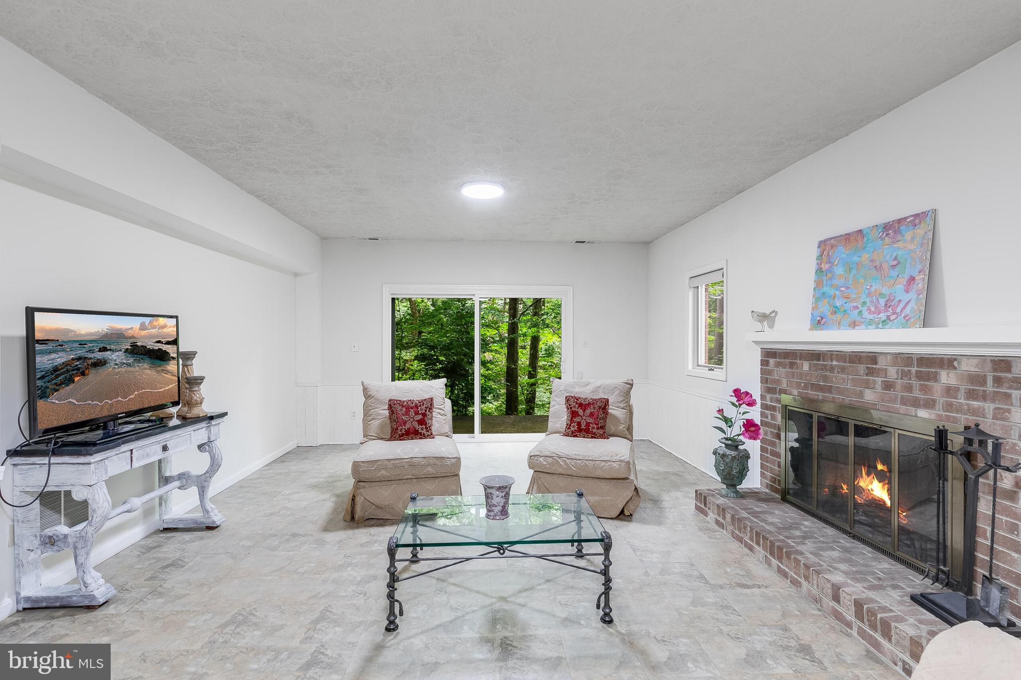 CHAIN BRIDGE FOREST - Residential