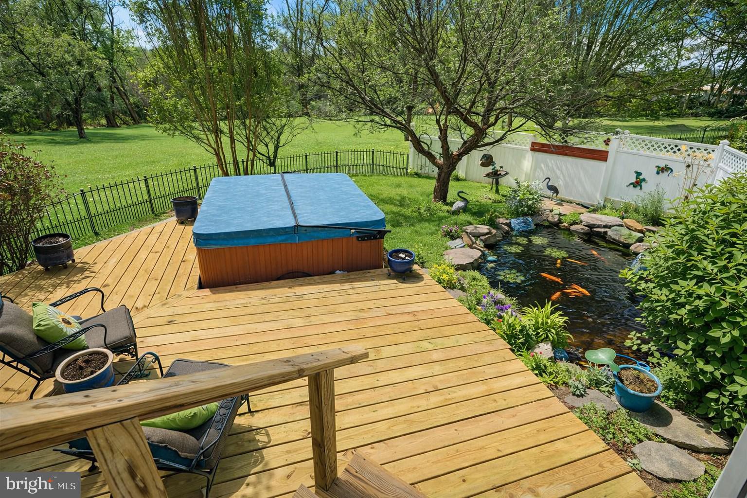 DAMASCUS OUTSIDE - Residential