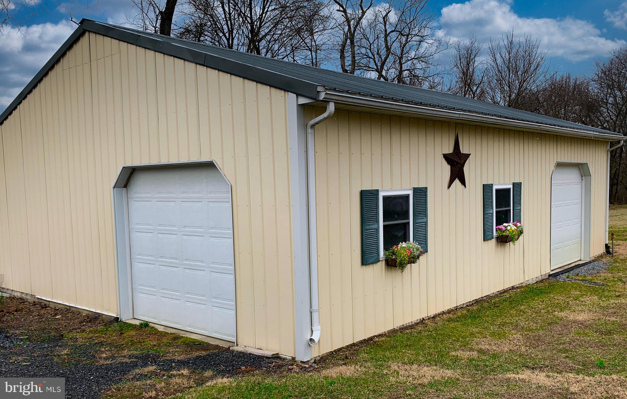 DAMASCUS OUTSIDE - Residential