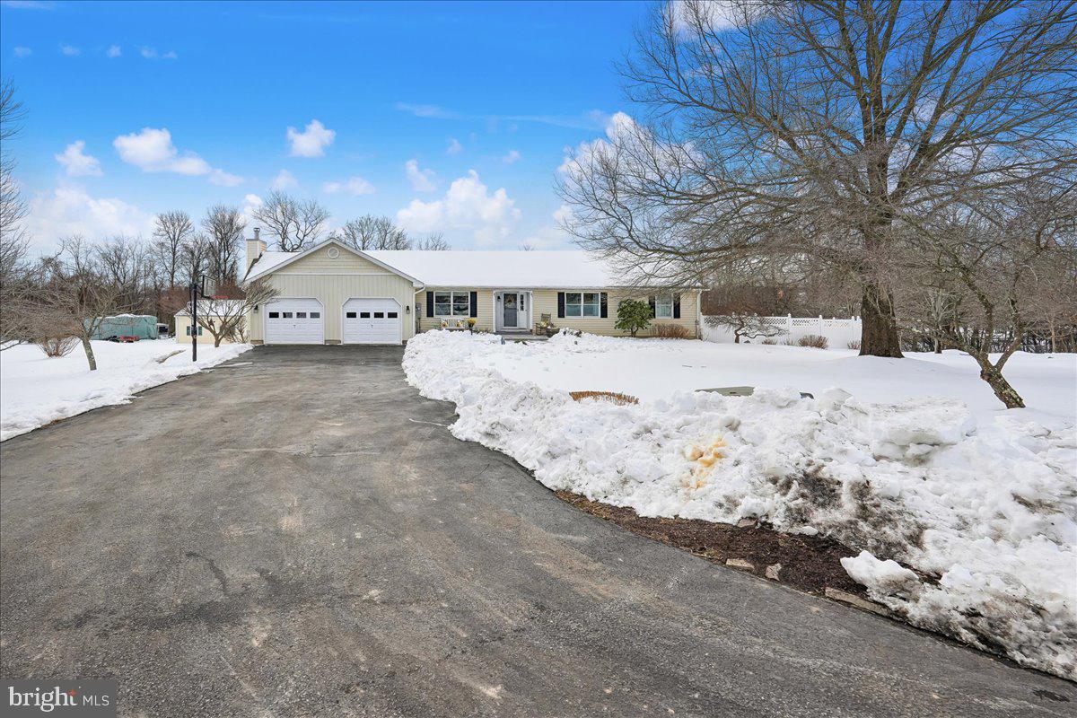 DAMASCUS OUTSIDE - Residential