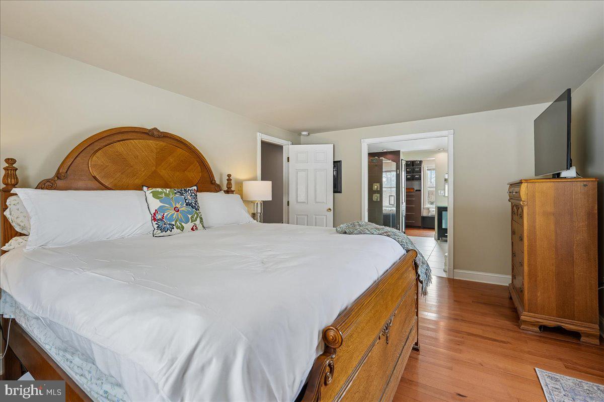 DAMASCUS OUTSIDE - Residential