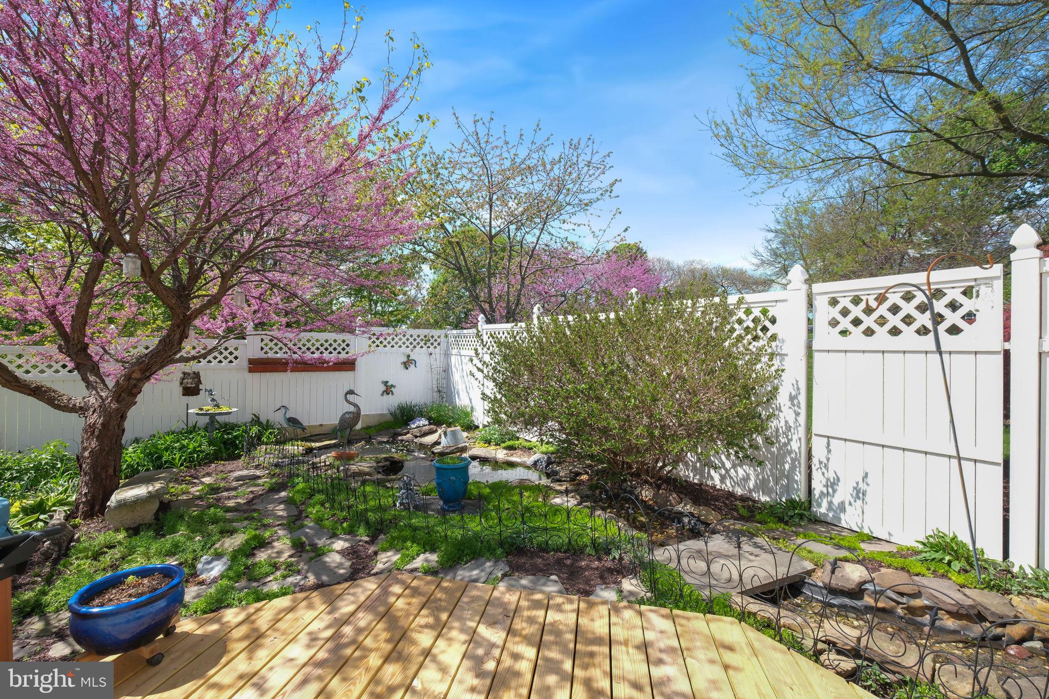 DAMASCUS OUTSIDE - Residential