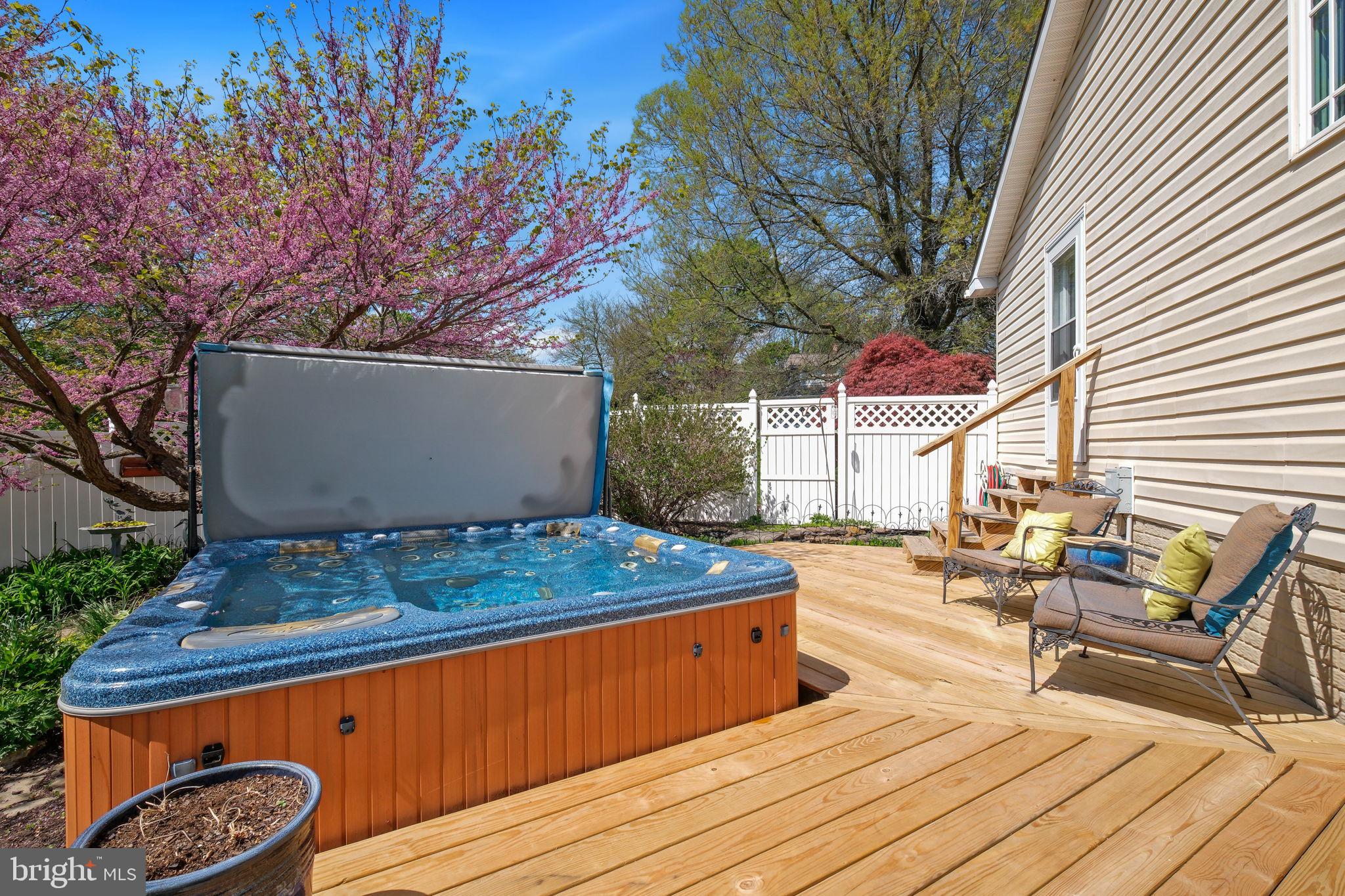 DAMASCUS OUTSIDE - Residential