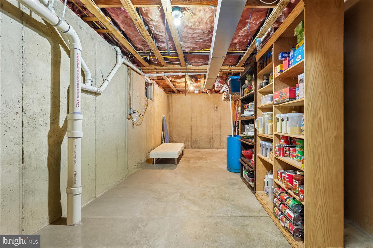 DAMASCUS OUTSIDE - Residential