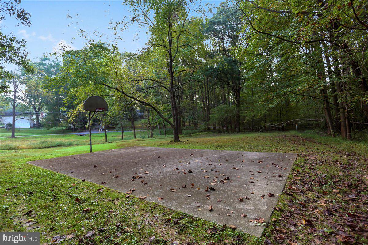 DAMASCUS OUTSIDE - Residential