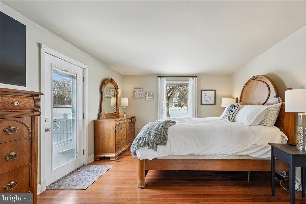 DAMASCUS OUTSIDE - Residential