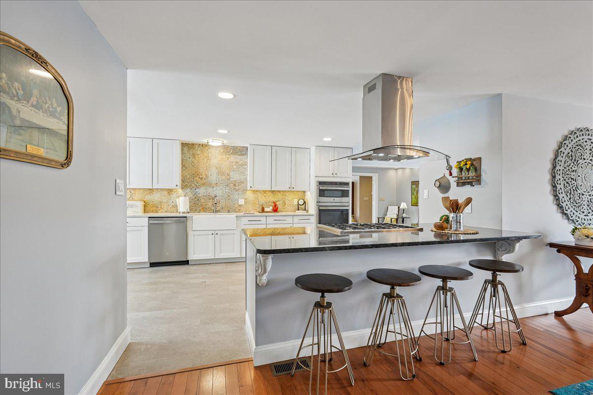 DAMASCUS OUTSIDE - Residential