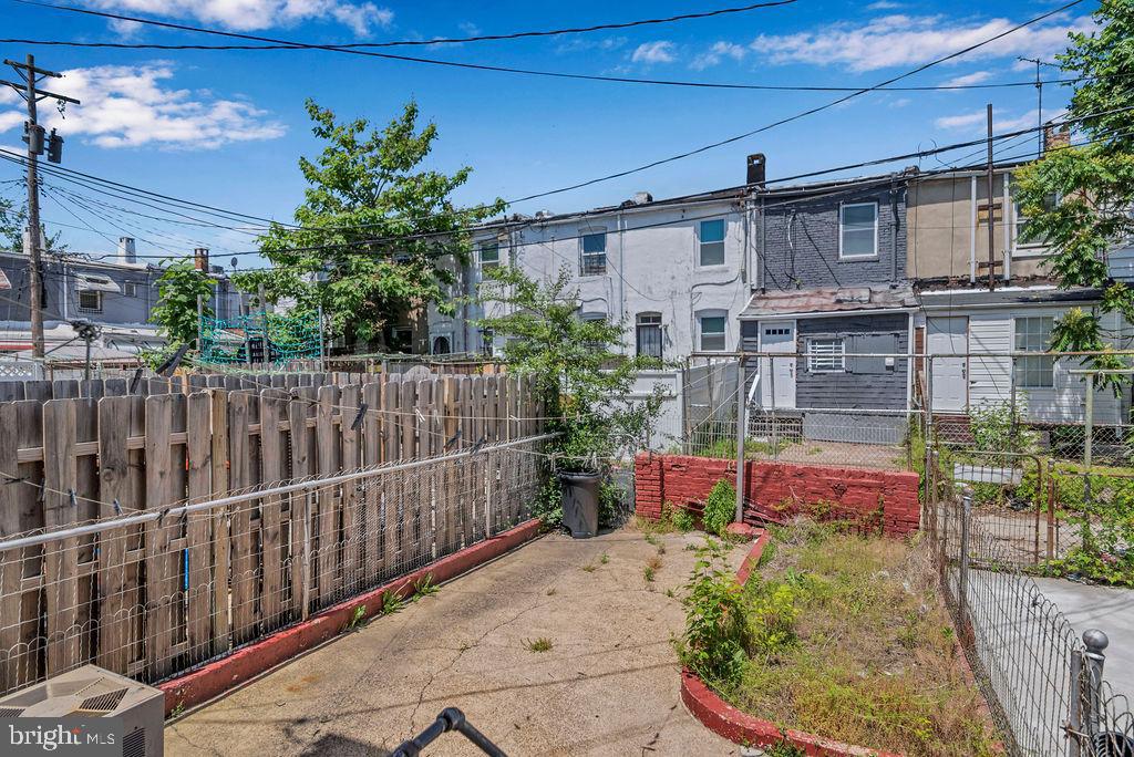 WASHINGTON VILLAGE - Residential