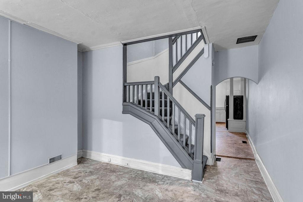 WASHINGTON VILLAGE - Residential