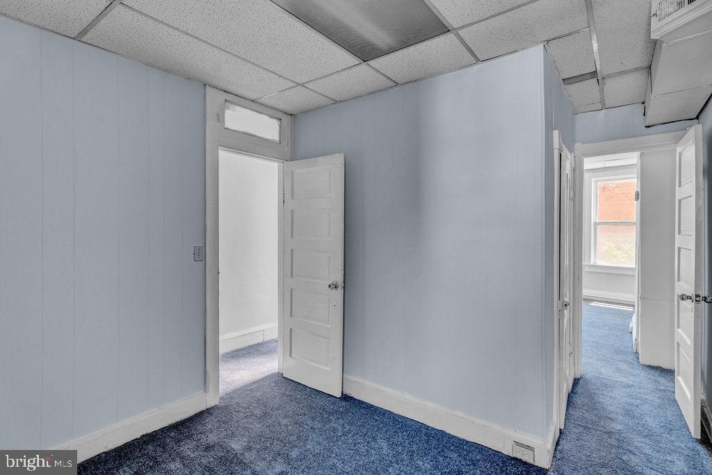 WASHINGTON VILLAGE - Residential