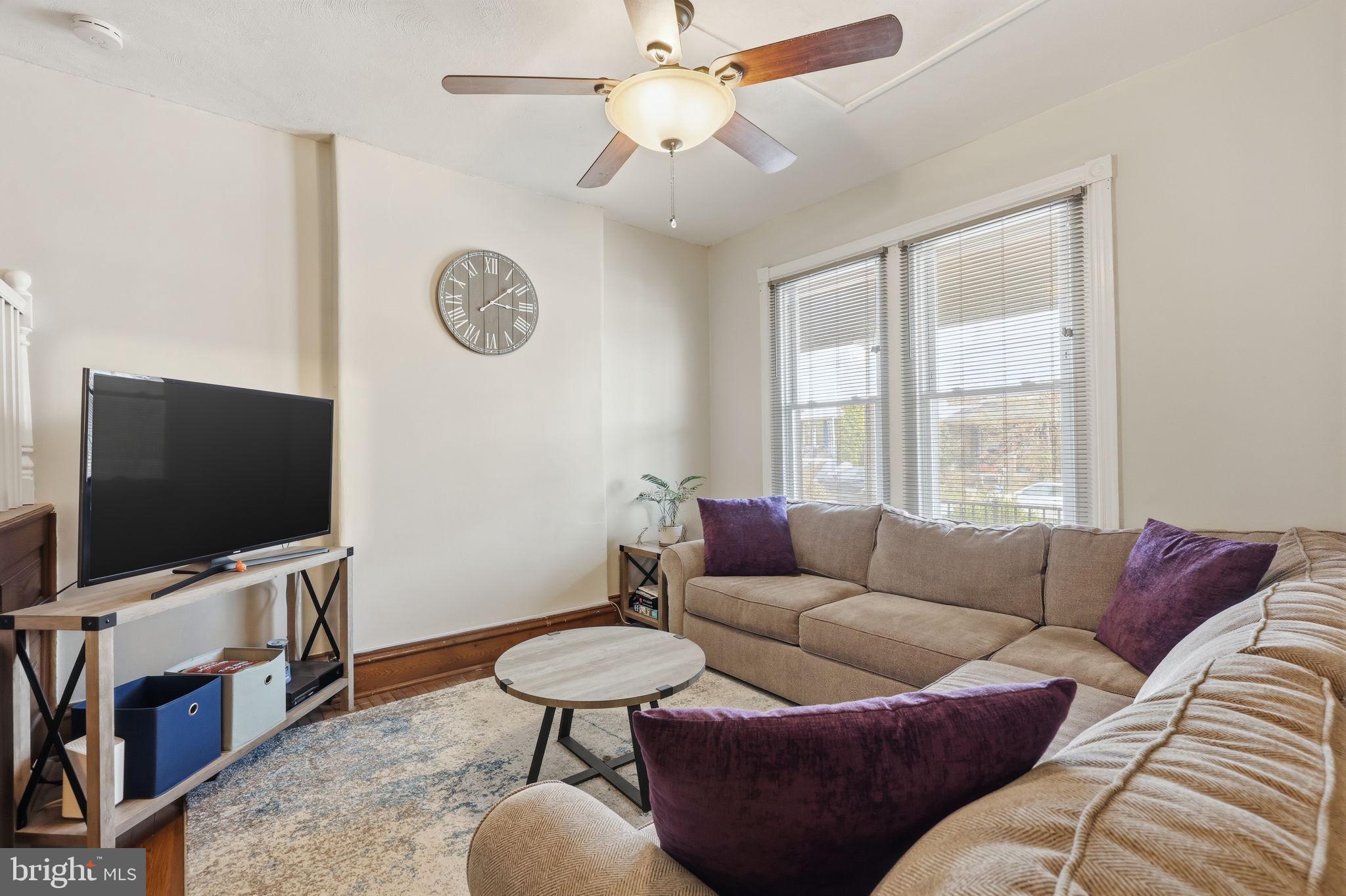 1423 LOCUST STREET