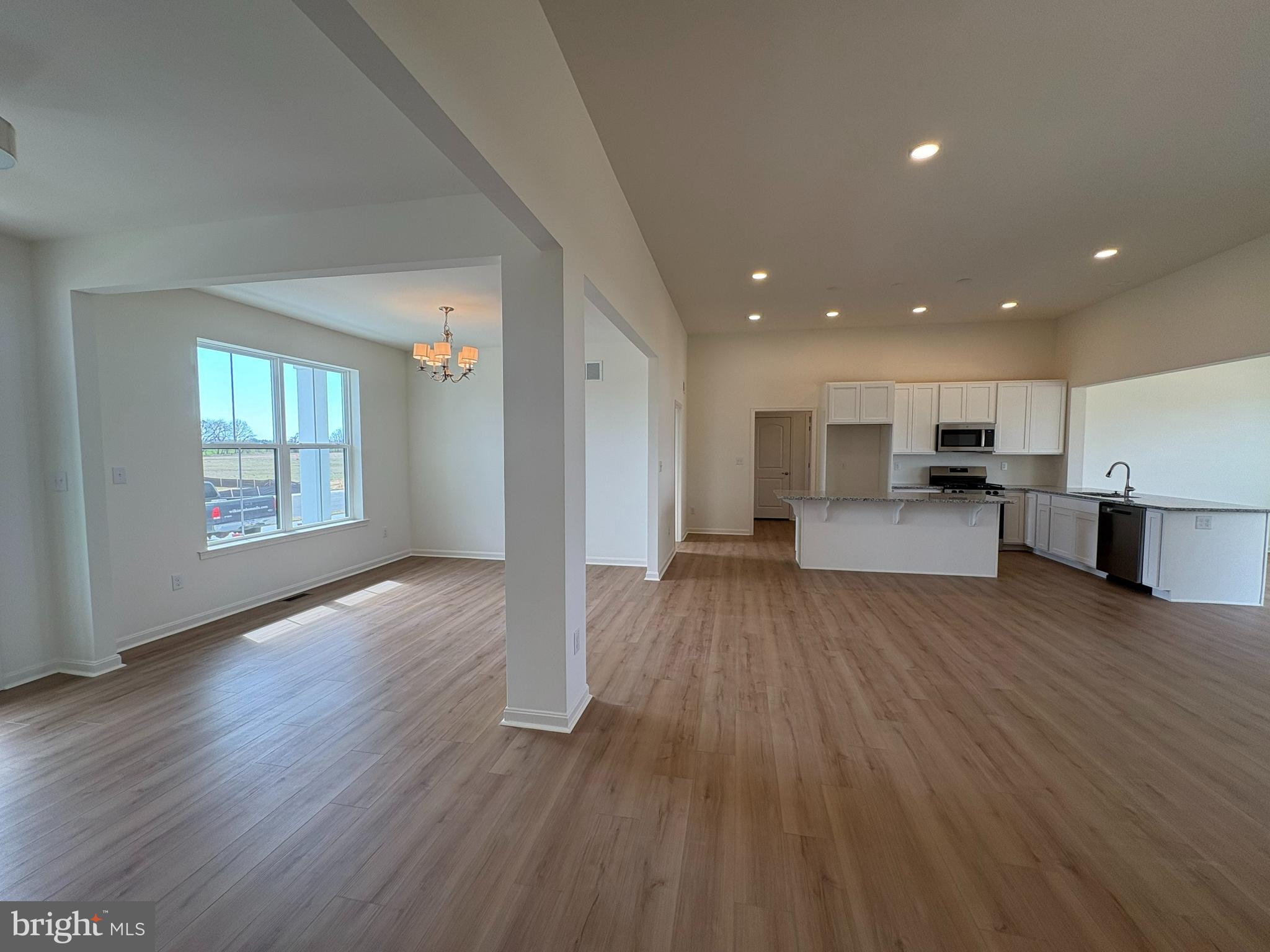 POND VIEW ESTATES - Residential