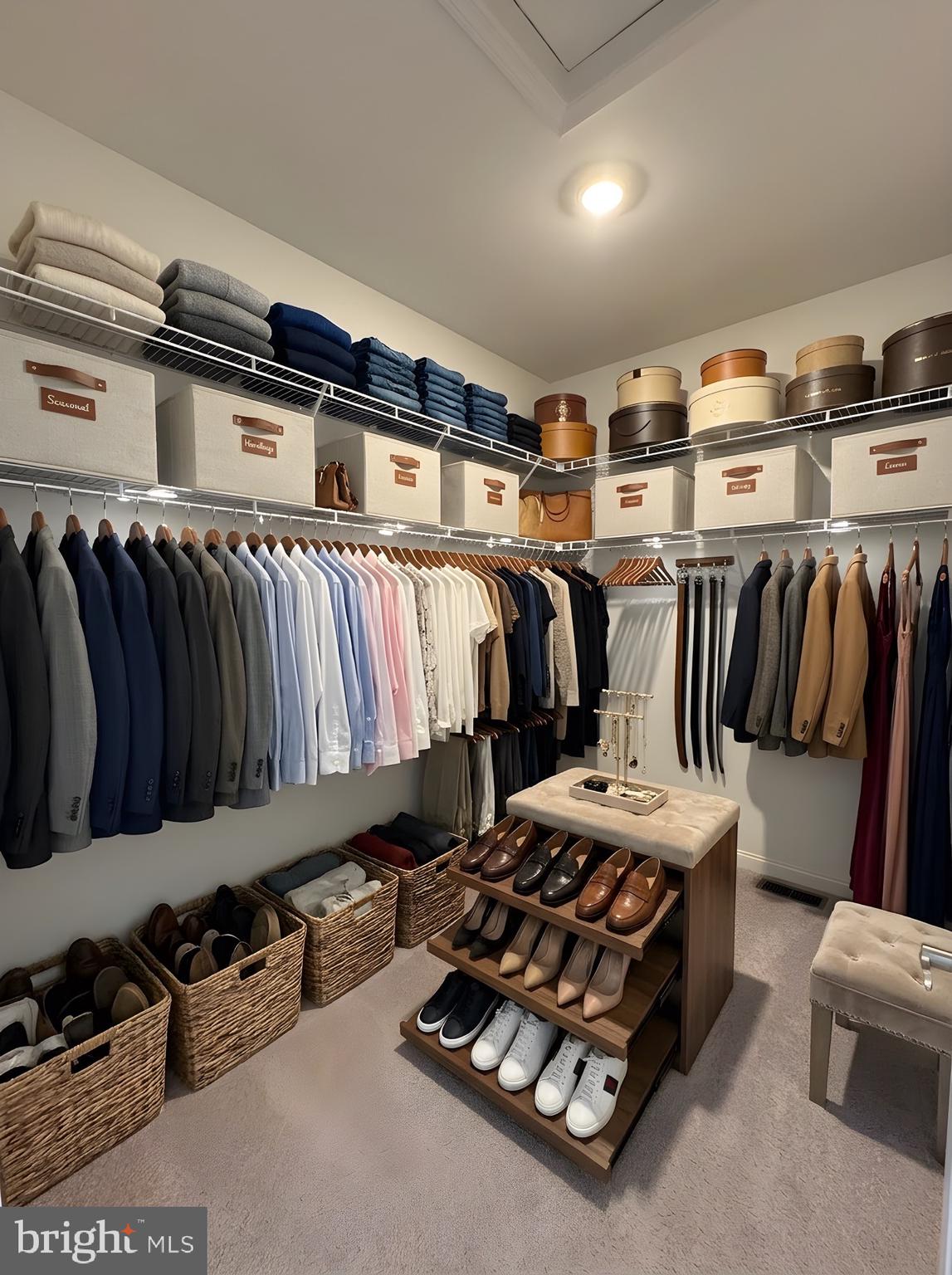 POND VIEW ESTATES - Residential