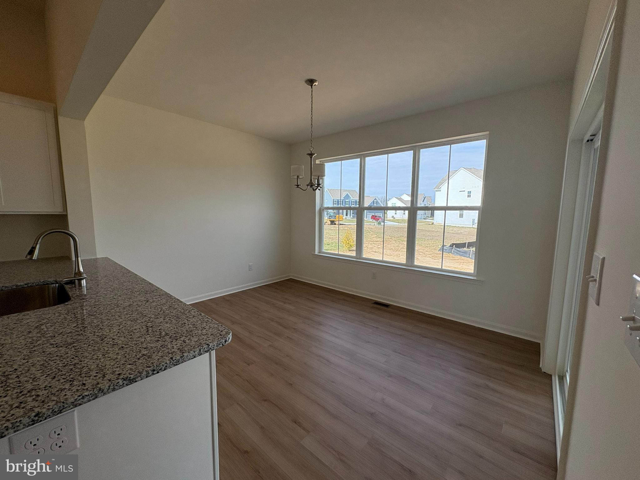 POND VIEW ESTATES - Residential