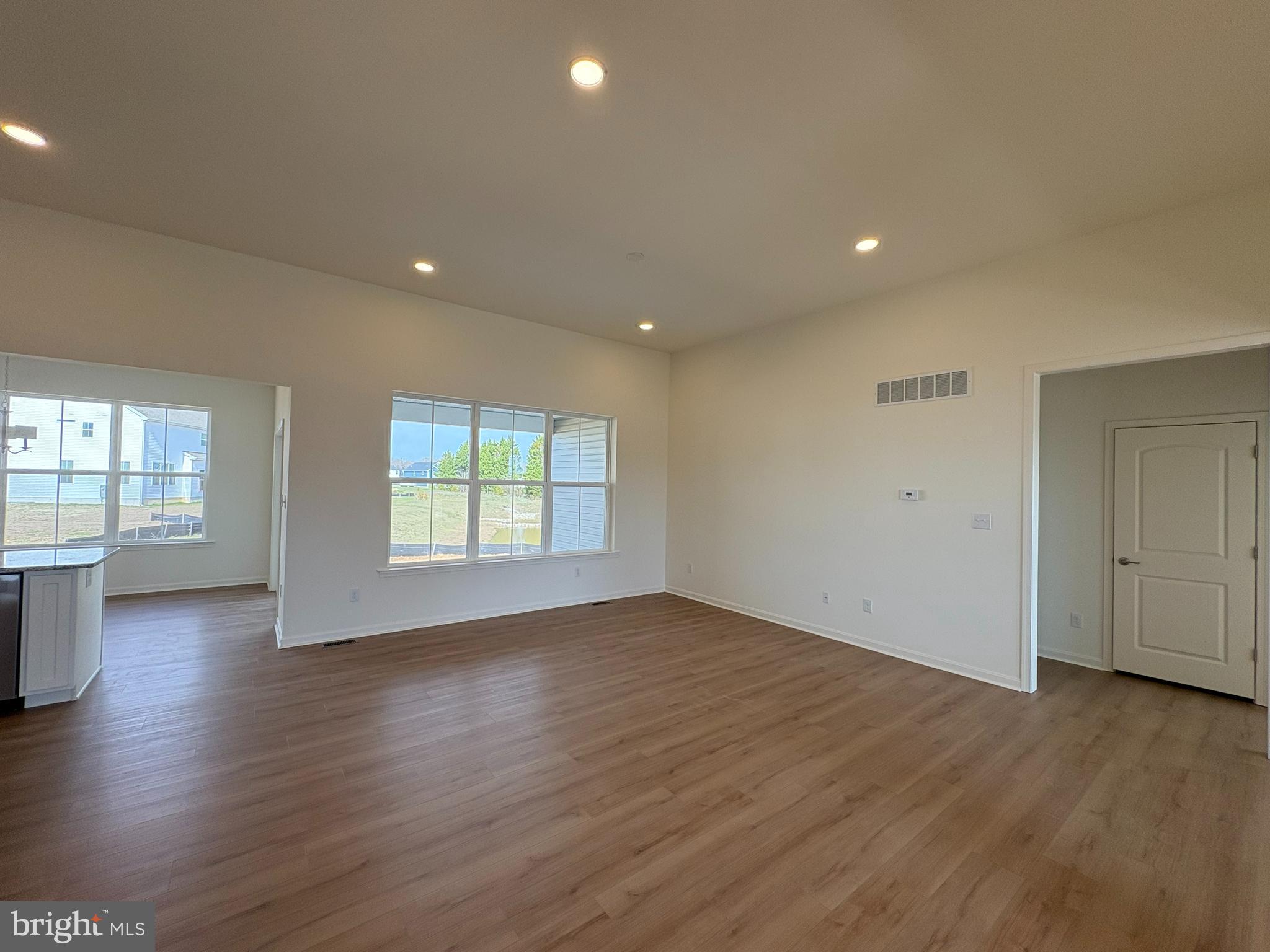 POND VIEW ESTATES - Residential