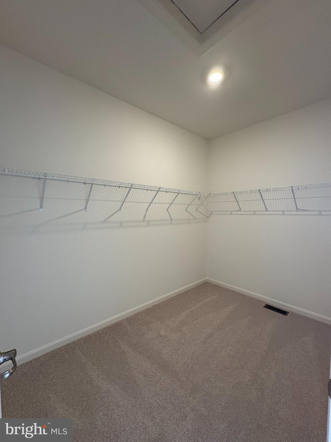 POND VIEW ESTATES - Residential