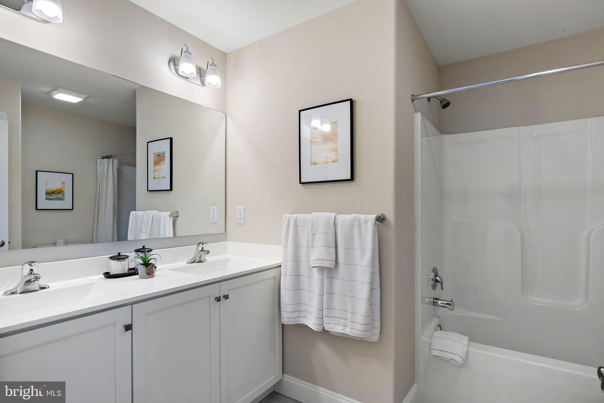 POND VIEW ESTATES - Residential