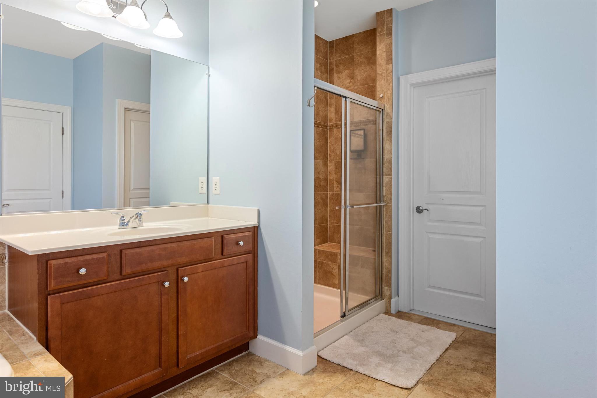 GLYNN TARRA ESTATES - Residential