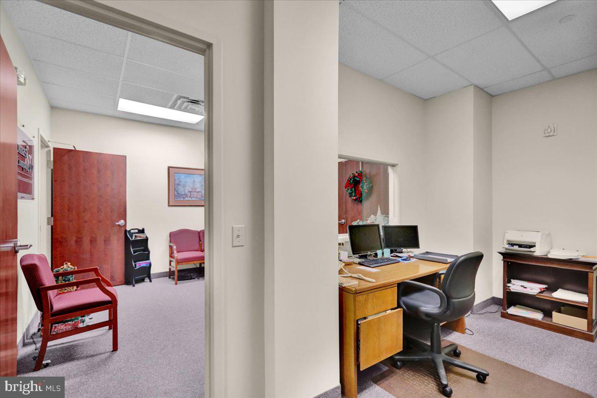 SPRING RIDGE - Commercial Sale