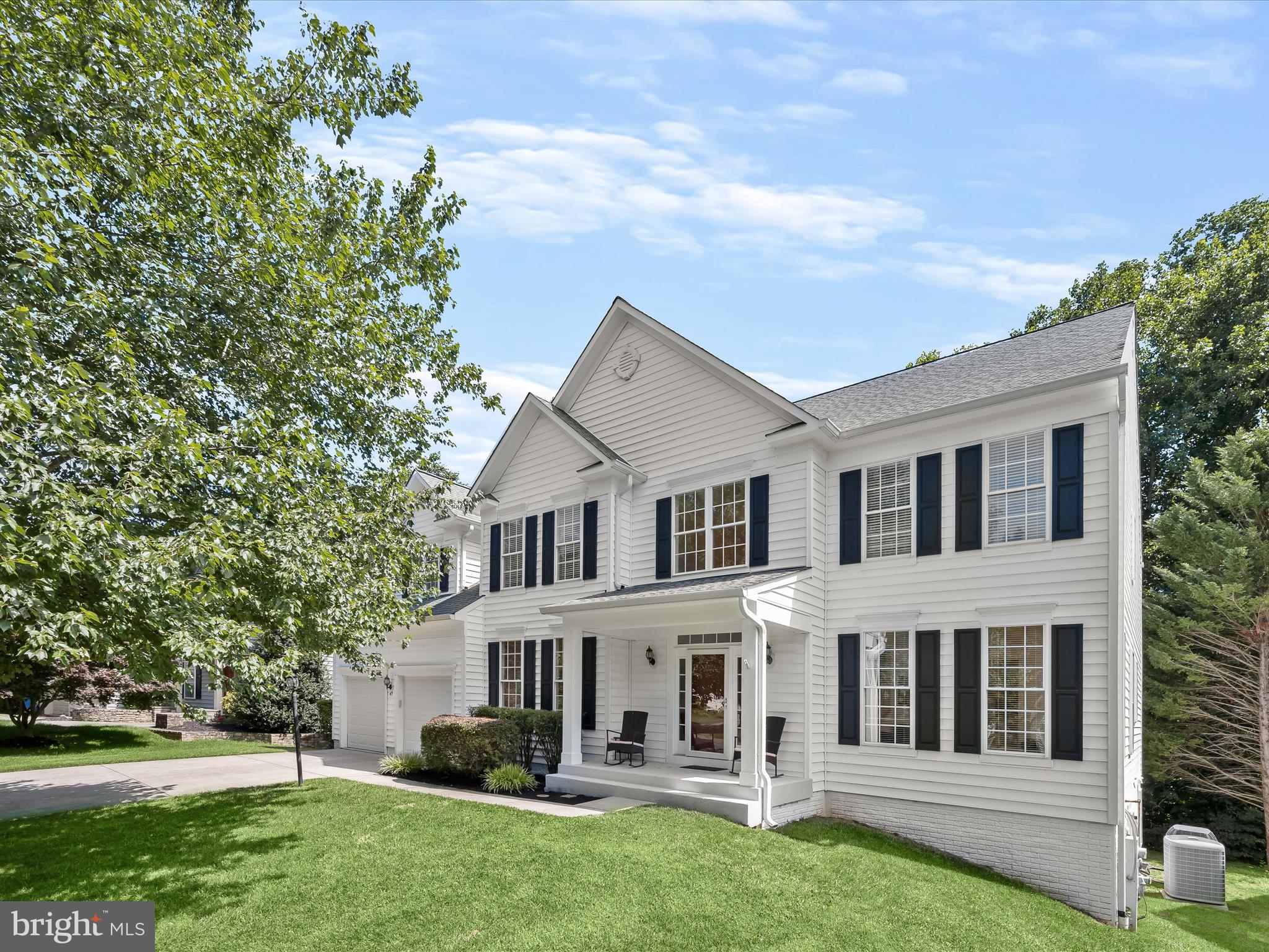 RIVER HILL - Residential