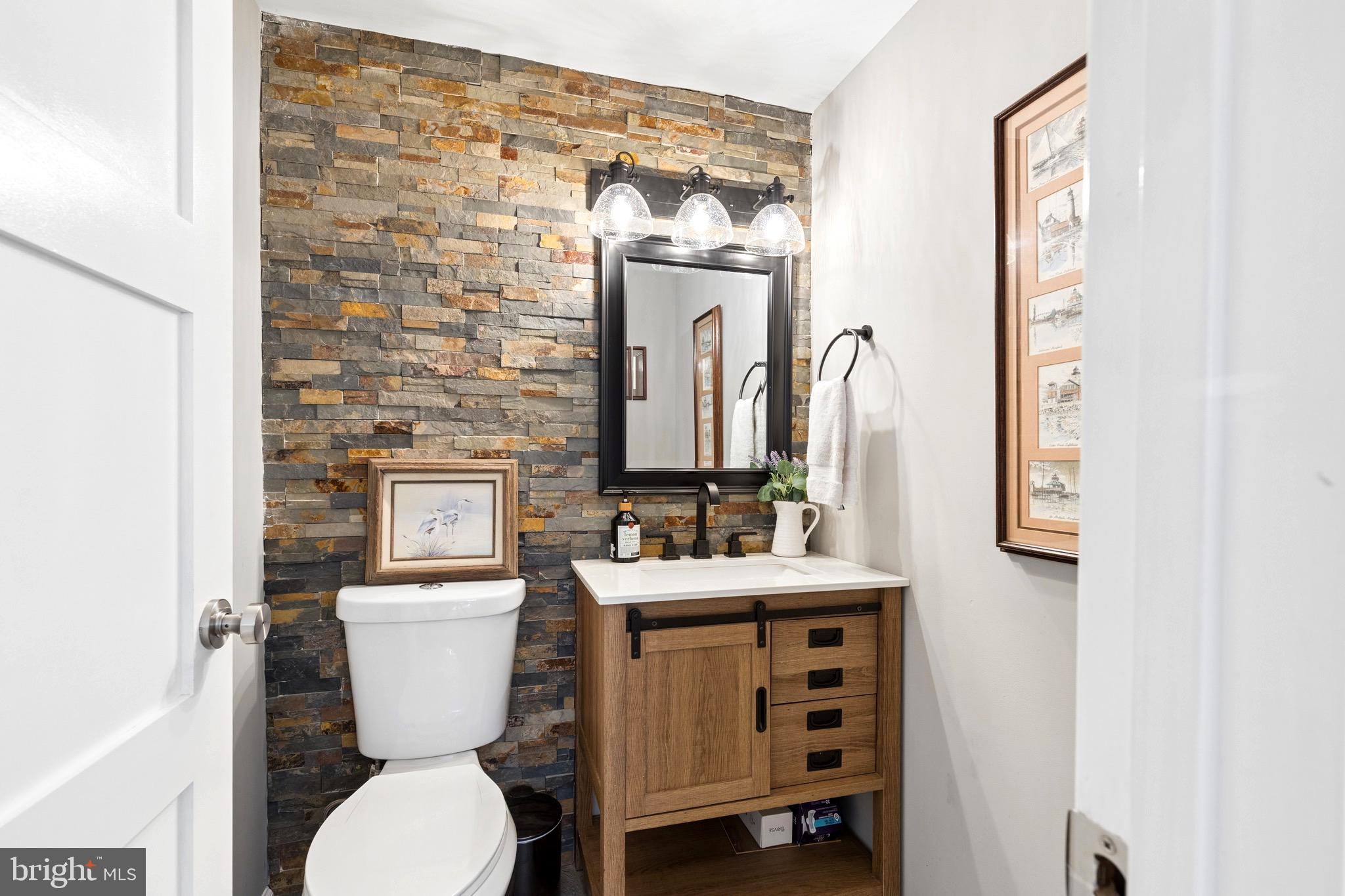 BAY HILLS - Residential