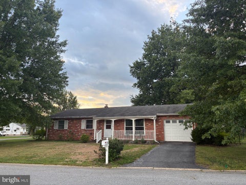 Photo of 1 Mountain View Drive, ENOLA, PA 17025 (MLS # PACB2058442)