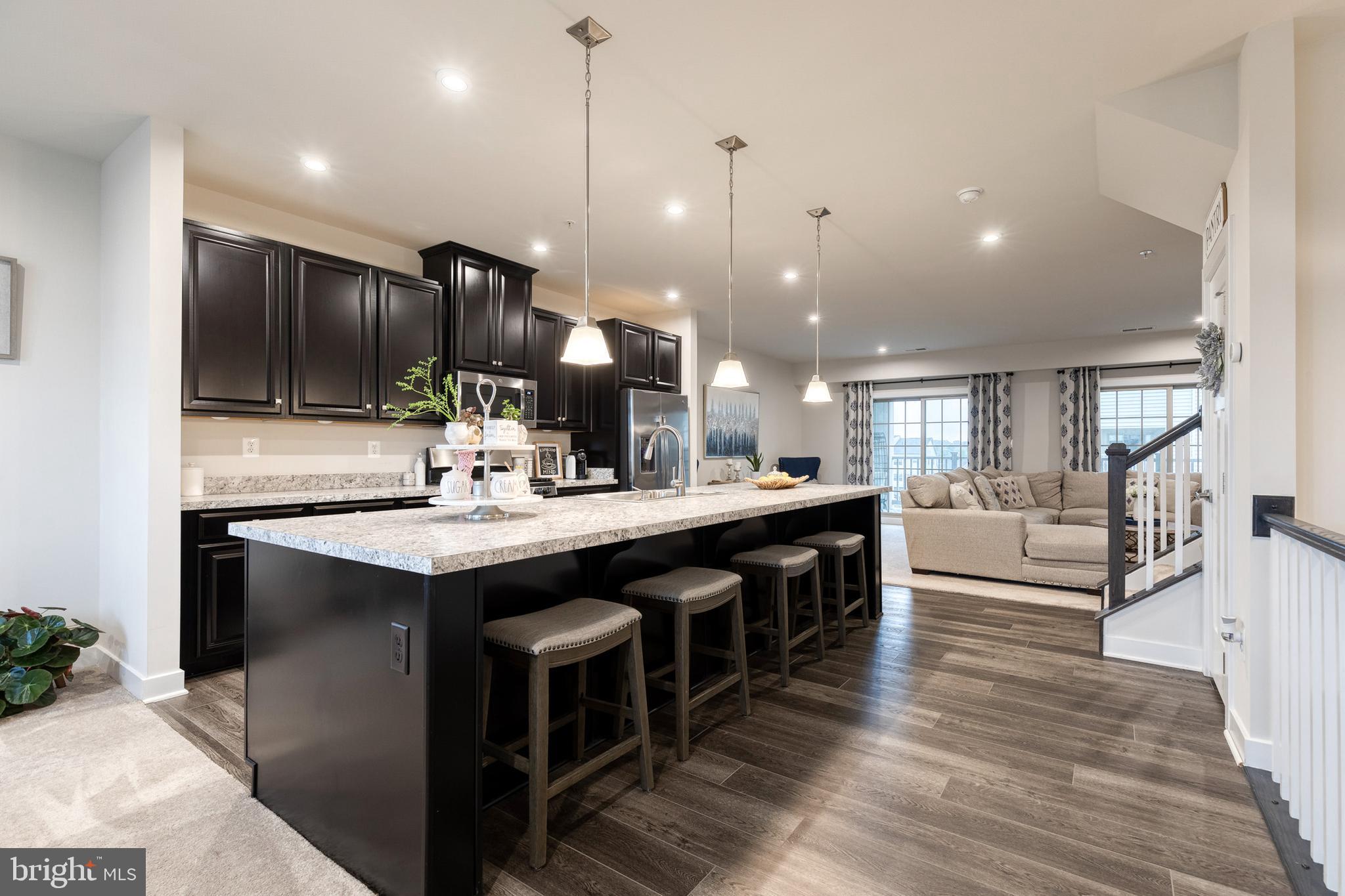 OAKDALE VILLAGE - Residential Lease