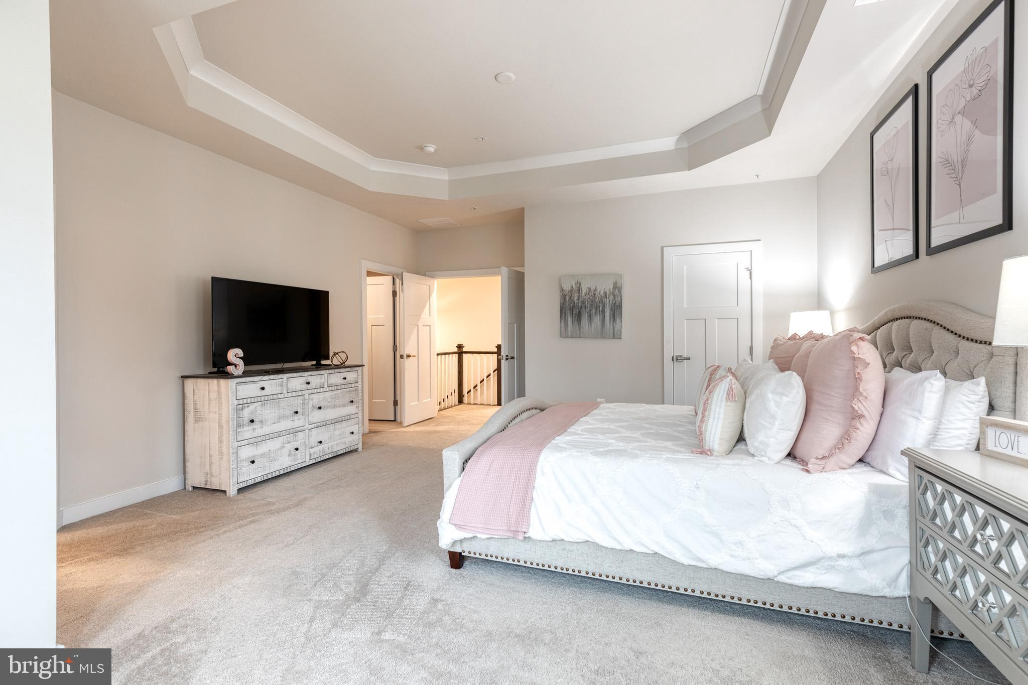 OAKDALE VILLAGE - Residential Lease