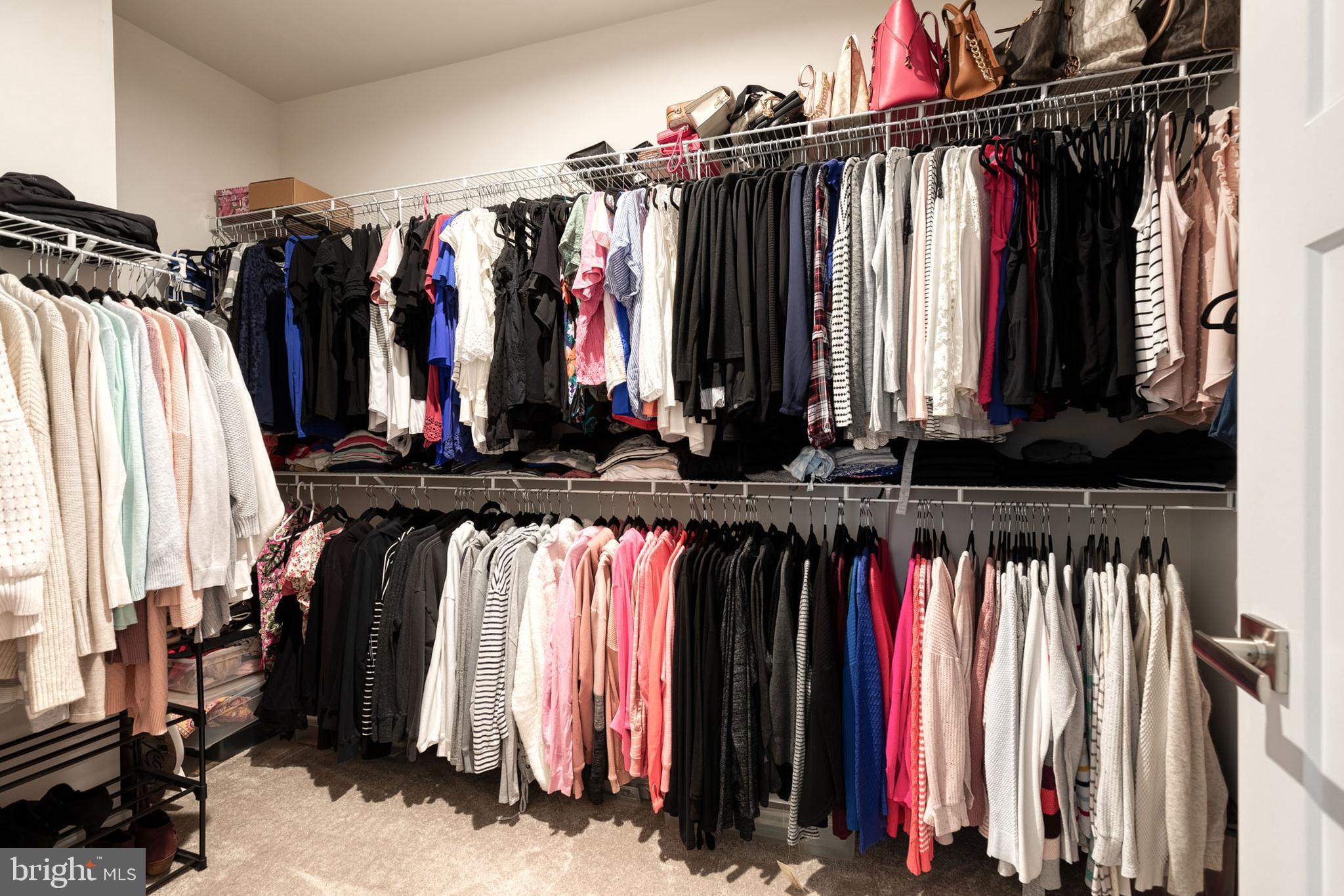 OAKDALE VILLAGE - Residential Lease