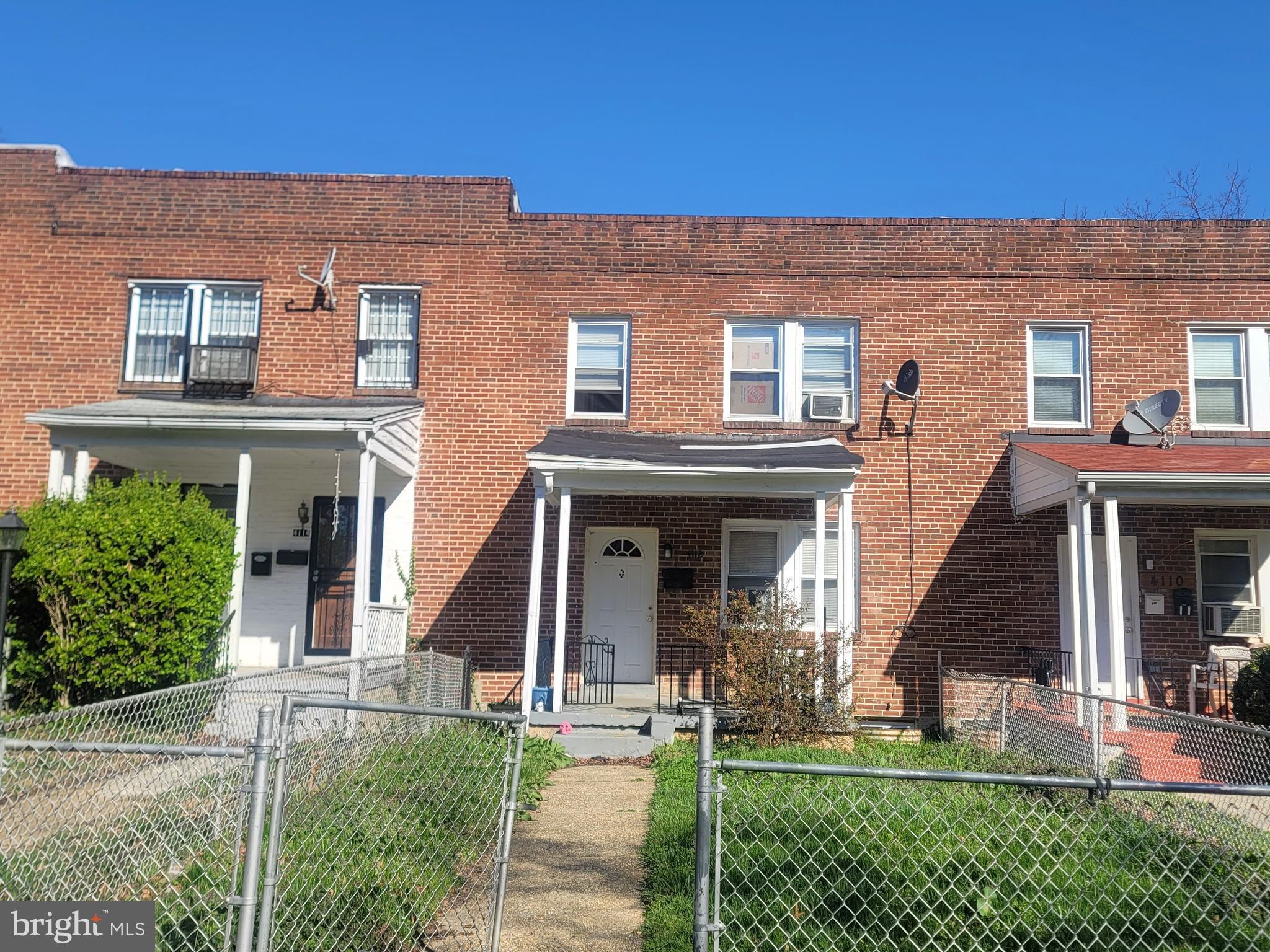 WINDSOR HILLS - Residential
