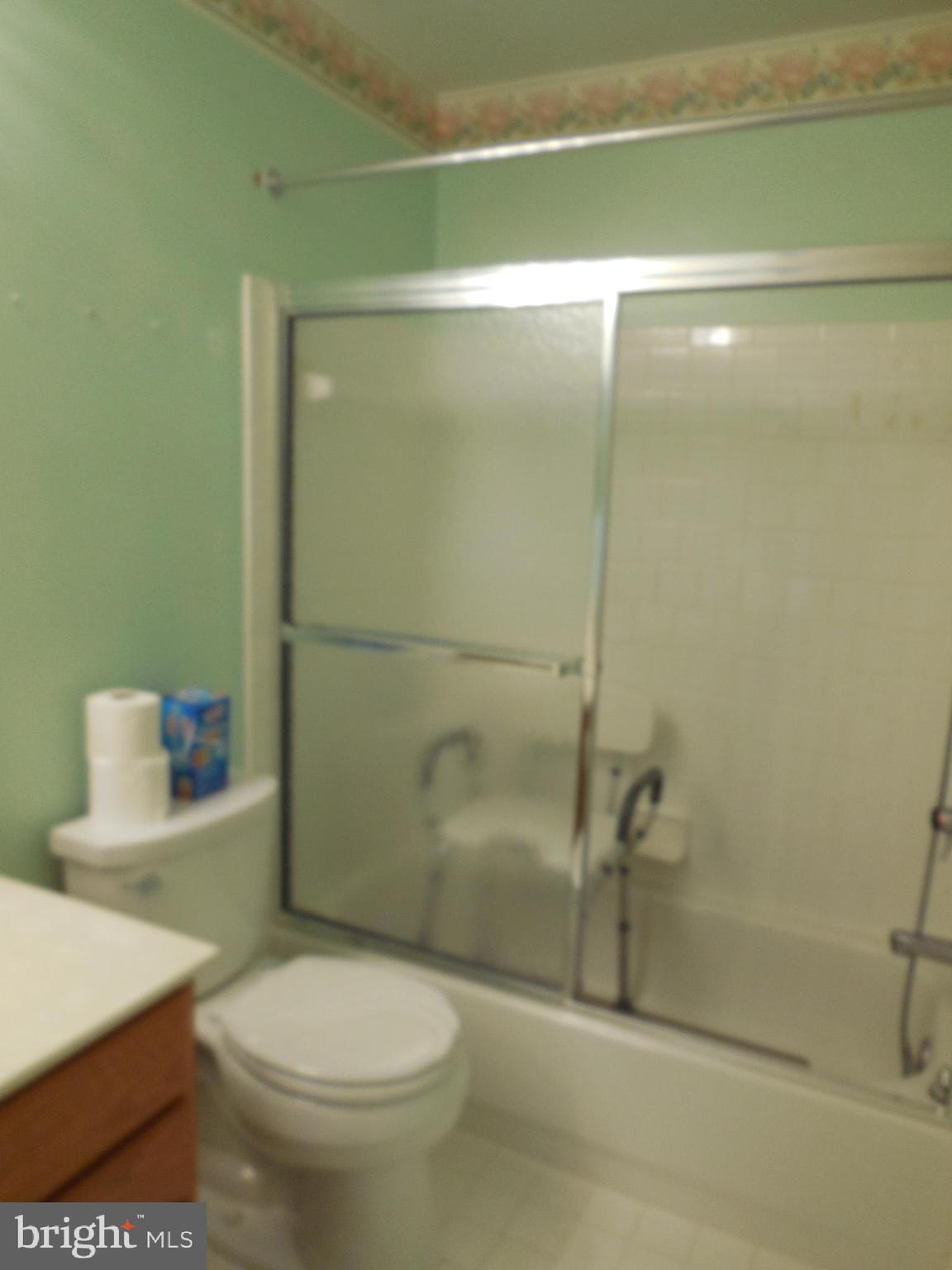 LAURELS CONDO - Residential