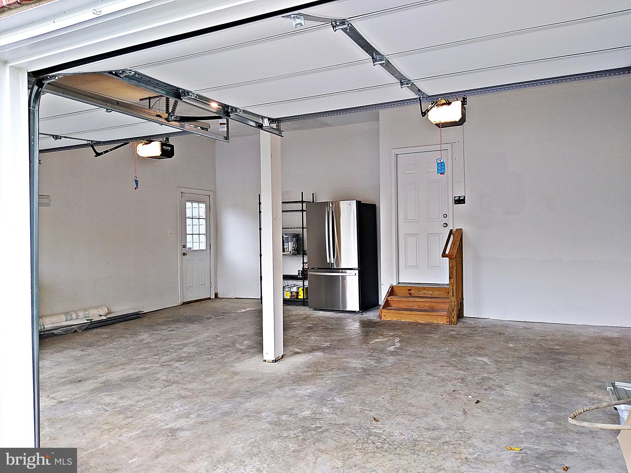 FAIRWAY MEADOWS - Residential