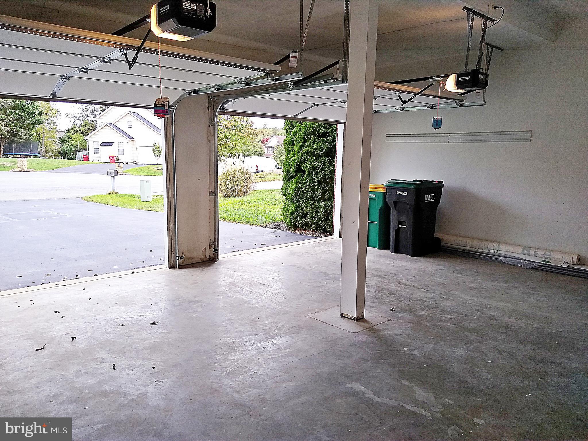 FAIRWAY MEADOWS - Residential