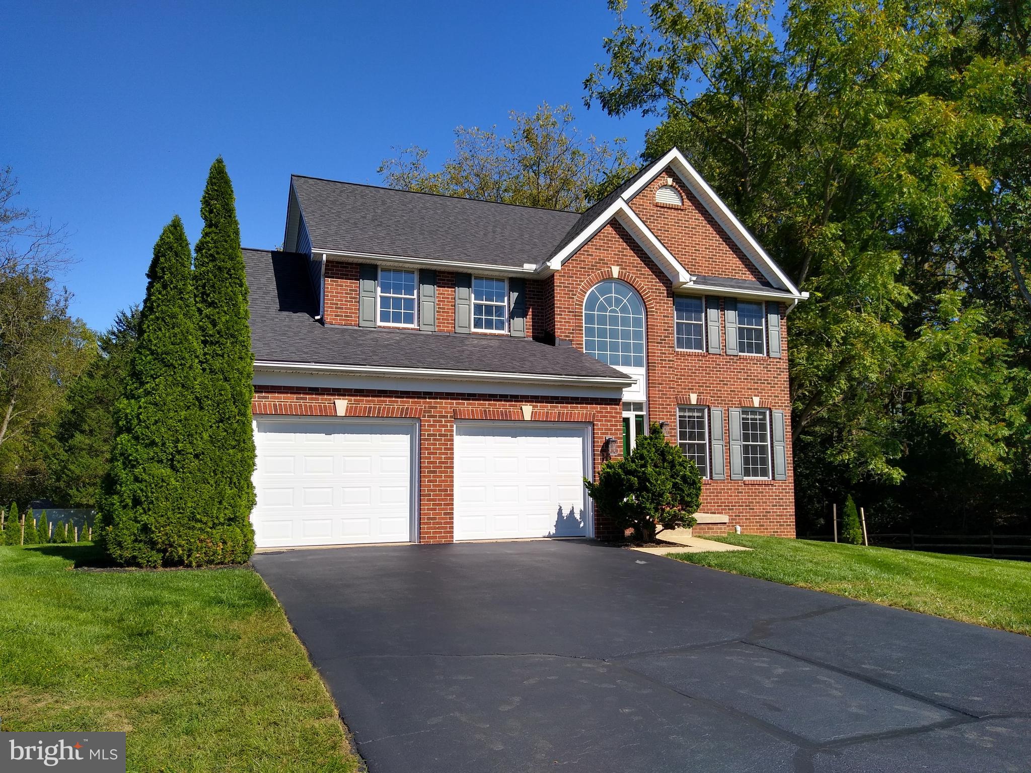 FAIRWAY MEADOWS - Residential