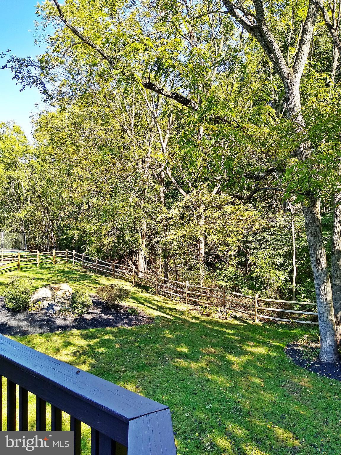 FAIRWAY MEADOWS - Residential