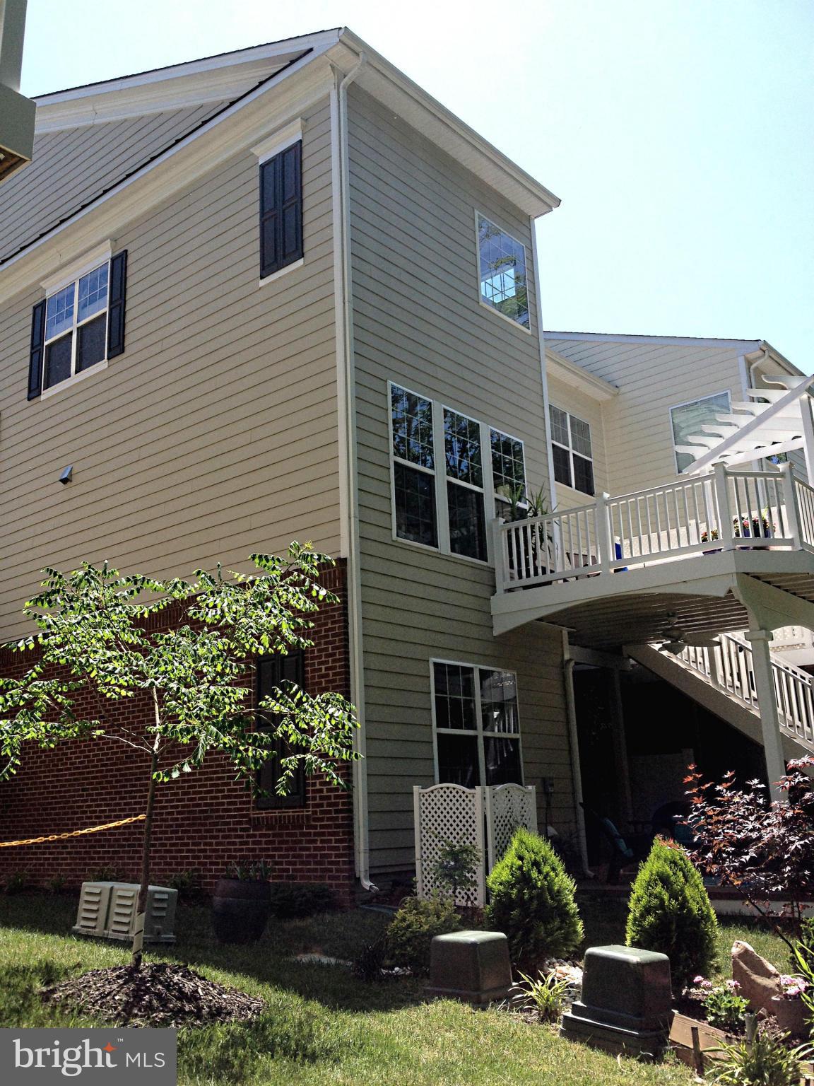 GOOSE CREEK VILLAGE NORTH - Residential